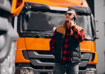 Зарплаты водителей грузовиков в превысили среднерыночные более чем в 2 раза