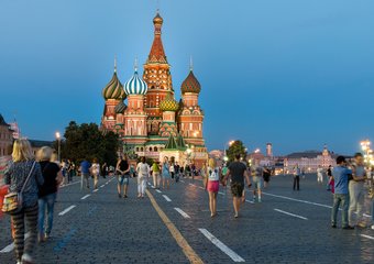 Сколько Россия может заработать на иностранцах